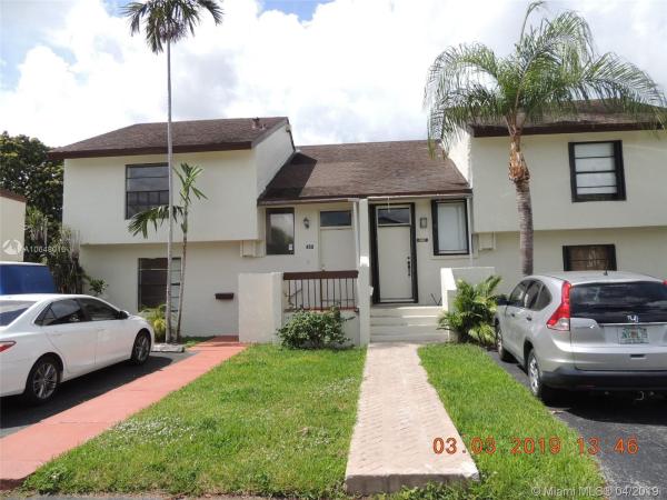 Wind Lake Village, 450 NW 98th Ct #450, Fountainebleau, Florida 33172, image 2