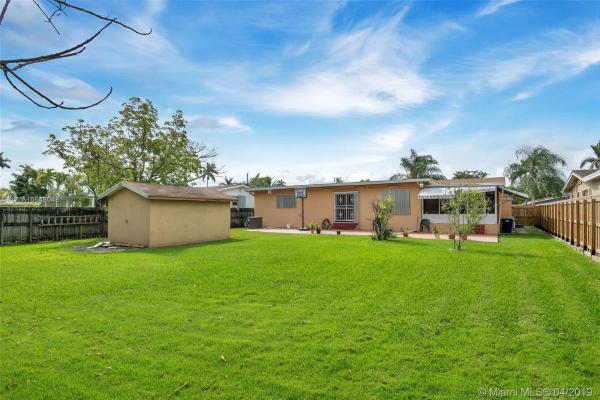 401 NE 115th St, Unincorporated Dade County, Florida 33161, image 2