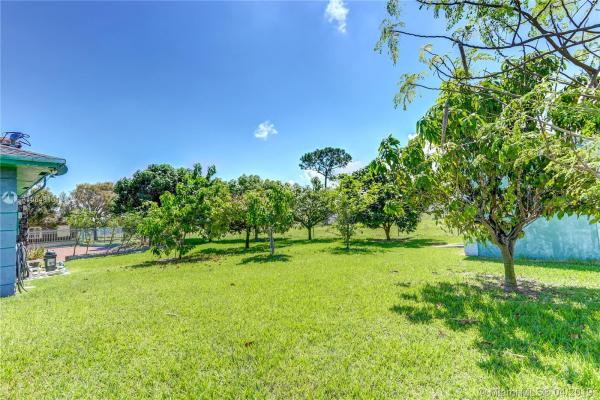 Victory Gardens, 10755 SW 219th St, Goulds, Florida 33170, image 2