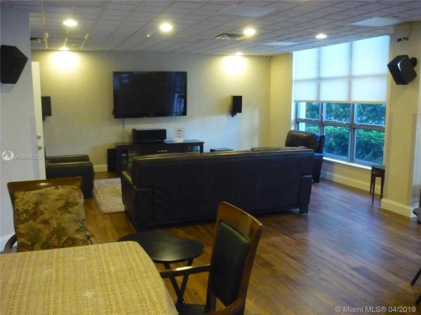 Mystic Pointe Tower 500, 3530 Mystic Pointe Dr #501, Aventura, Florida 33180, image 2