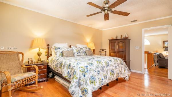 Amaretto, 10137 SW 117th Ct, Kendall, Florida 33186, image 2