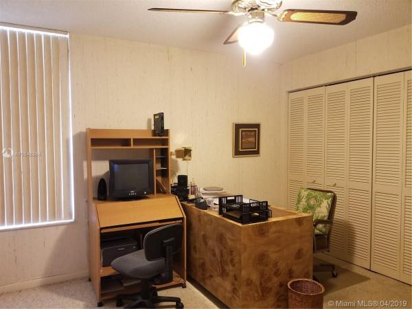 Sovereigns, 6911 SW 147th Ave #4E, Kendale Lakes, Florida 33193, image 2