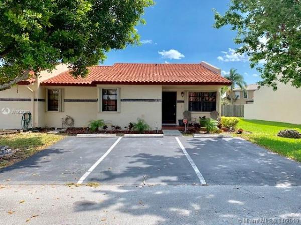 11218 SW 58th Cir, Cooper City, Florida 33330, image 2