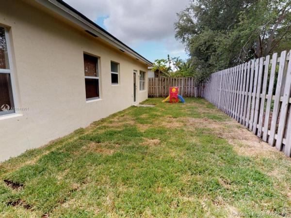 Antigua At Oasis, 152 NE 33rd Ter, Homestead, Florida 33033, image 2