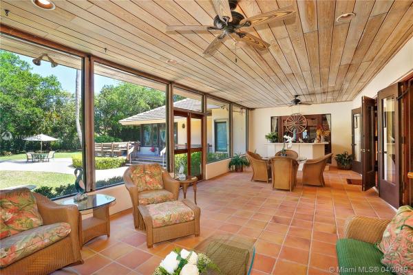 North Pinecrest, 6075 SW 92nd St, Pinecrest, Florida 33156, image 2