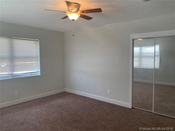 Seminole Lawn, 3200 NW 48th Ter, Brownsville, Florida 33142, image 2