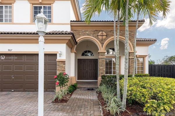 Estates At Mendicino, 907 NE 36th Ave, Homestead, Florida 33033, image 2