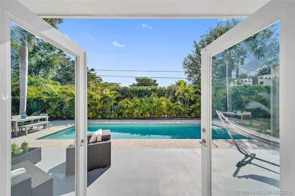 Riviera, 5809 Michelangelo St, Coral Gables, Florida 33146, image 2