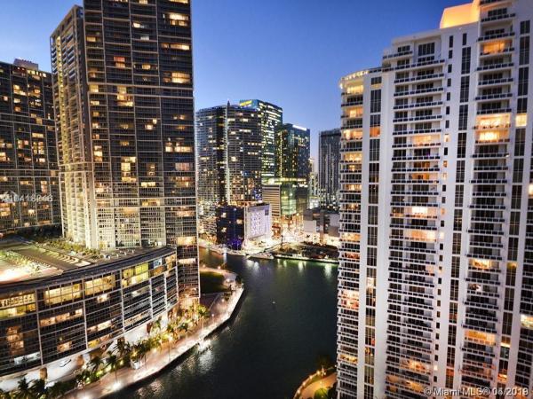 Courts Brickell Key, 801 Brickell Key Blvd #2804, Miami, Florida 33131, image 2