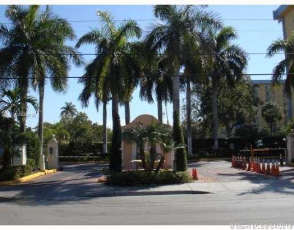 Yolanda Villas, 4550 NW 9th St #308E, Miami, Florida 33126, image 2