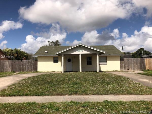 Counterpoint Estates, 10375 Carmen Ln, Royal Palm Beach, Florida 33411, image 2