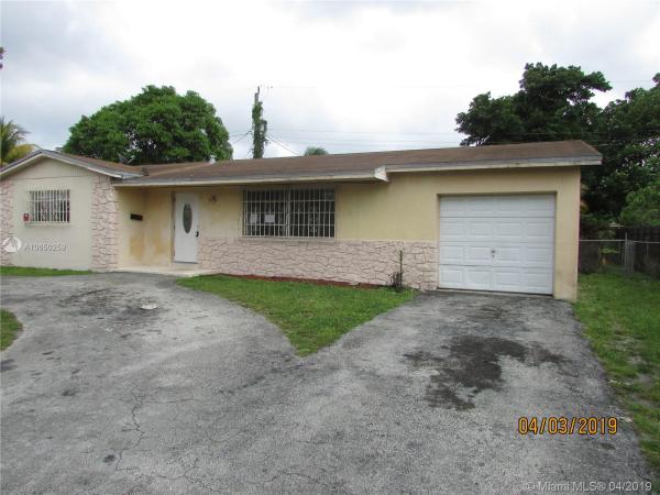 Gia Manor, 150 NE 173rd St, Miami, Florida 33162, image 2