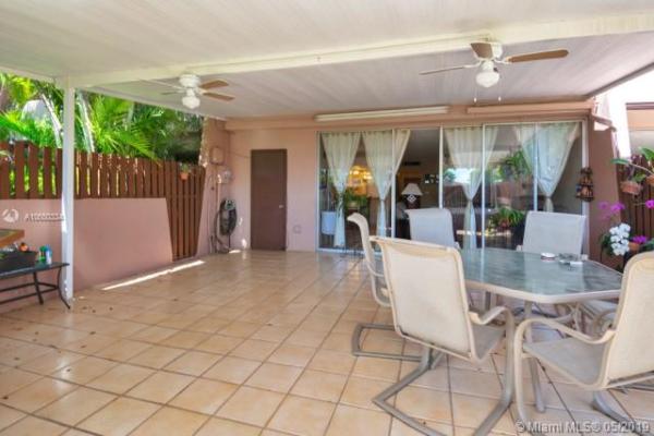 Treelane, 14122 SW 62nd St, Kendale Lakes, Florida 33183, image 2