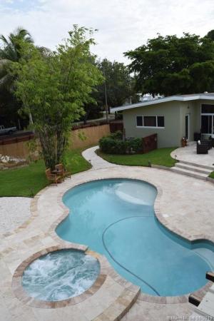 Griffing Biscayne Park Estates, 11701 NE 8th Ave, Biscayne Park, Florida 33161, image 2