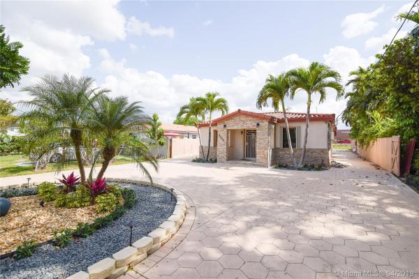 Flagami, 8040 Grand Canal Dr, Fountainebleau, Florida 33144, image 2