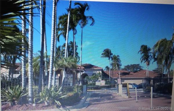 La Hacienda Country Club Of Miami, 18304 NW 68 Ave #g, Hialeah, Florida 33015, image 2