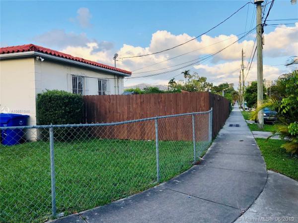 The Pines, 2555 SW 31st Ave, Miami, Florida 33133, image 1