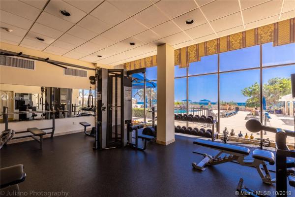 Oceanside Plaza, 5555 Collins Ave #16T, Miami Beach, Florida 33140, image 2