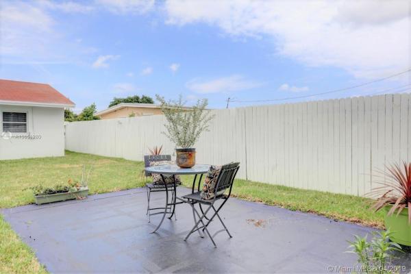 Palm Beach Cabana Colony, 3774 Dunes Rd, Palm Beach Gardens, Florida 33410, image 2