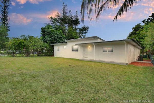 Arch Creek Estates, 1310 NE 149th St, Golden Glades, Florida 33161, image 2