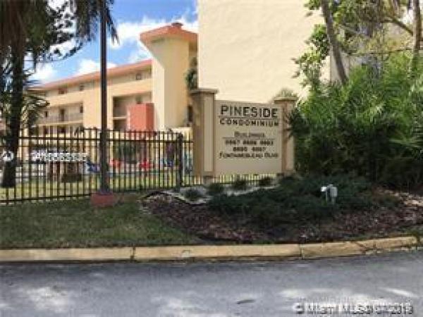 Pineside, 8895 Fontainebleau Blvd #403, Fountainebleau, Florida 33172, image 2