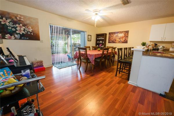 Stoneybrook At Country Walk, 13910 SW 144th Ln, Country Walk, Florida 33186, image 2