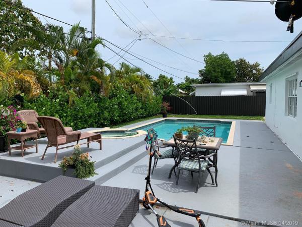 Westwood Estates, 10889 N Snapper Creek Dr, Sunset, Florida 33173, image 2