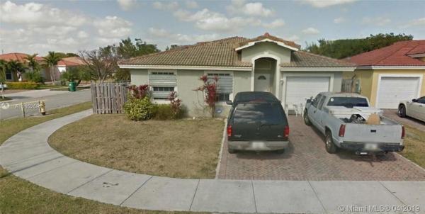 Cedar West Homes, 25732 SW 138th Ct, Naranja, Florida 33032, image 2