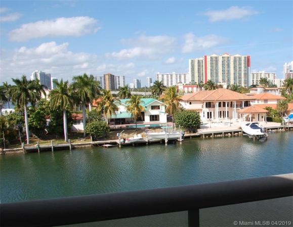 Poinciana Island Yacht & Racquet Club, 431 Poinciana Island Dr #1425, Sunny Isles Beach, Florida 33160, image 2