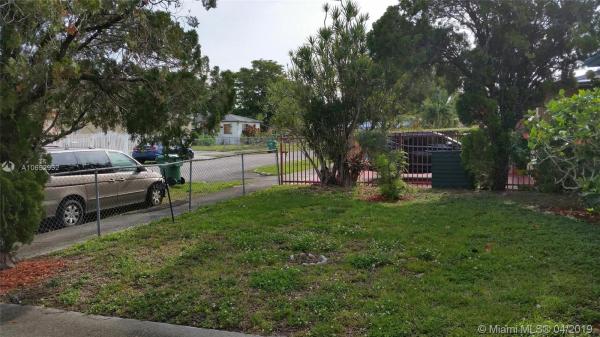 Marilynda, 2930 NW 69th St, Gladeview, Florida 33147, image 2