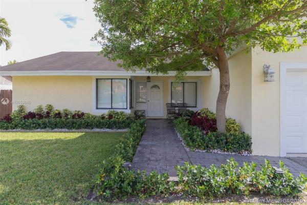 Lindgren East, 12734 SW 112th Ter, The Crossings, Florida 33186, image 2