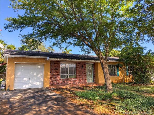 Devon Aire Estates, 10711 SW 126th Ave, The Crossings, Florida 33186, image 2