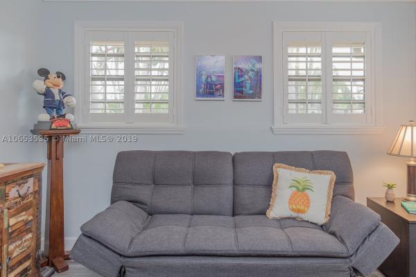 Babco Manors, 32 NE 27th Dr, Wilton Manors, Florida 33334, image 2