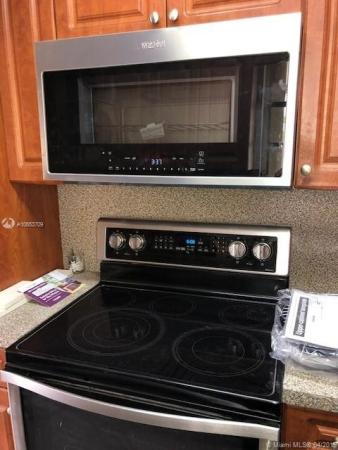 Myrtle Grove, 2440 NW 175th St, Miami Gardens, Florida 33056, image 2