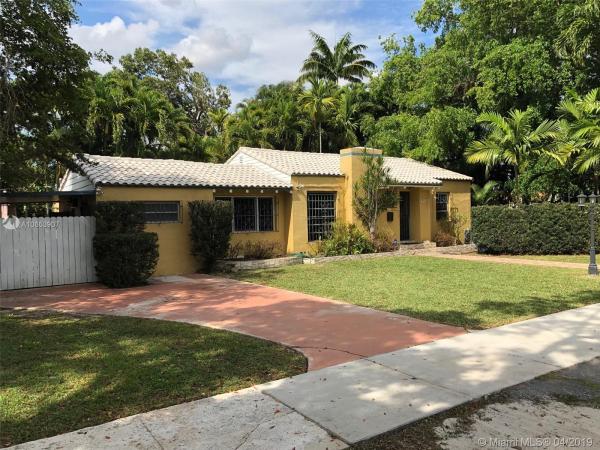 Country Club Estates, 689 Eastward Dr, Miami Springs, Florida 33166, image 2
