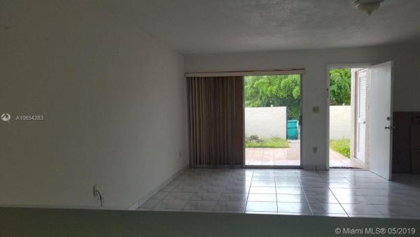 Cherry Grove Townhouses, 9183 SW 97th Ave #9183, Kendall, Florida 33176, image 2