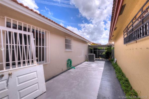 Berkshire, 8754 NW 110th Ln, Hialeah Gardens, Florida 33018, image 1