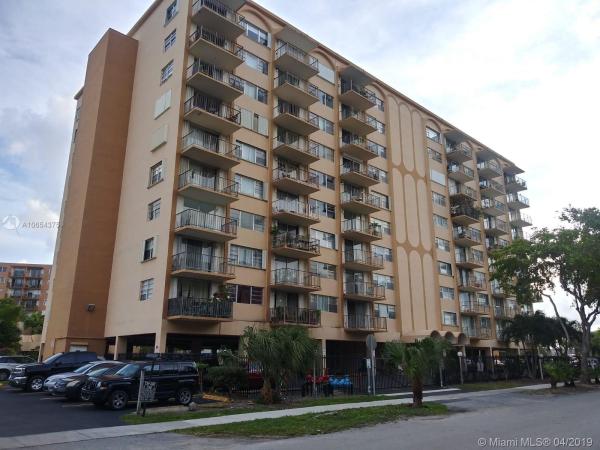 3 Horizons North, 1470 NE 125th Ter #804, North Miami, Florida 33161, image 2