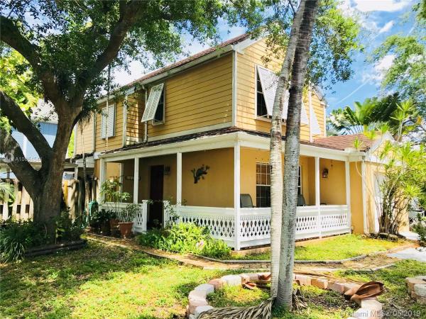 Towngate South, 11731 SW 114th Ter, Kendall, Florida 33186, image 2