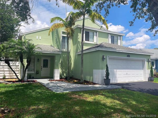 Lakeside At Country Walk, 14455 SW 143rd Pl, Country Walk, Florida 33186, image 2