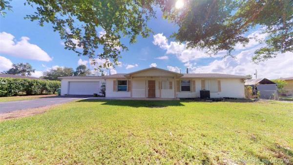 Melody Manor, 27445 SW 166th Ave, Redland, Florida 33031, image 2