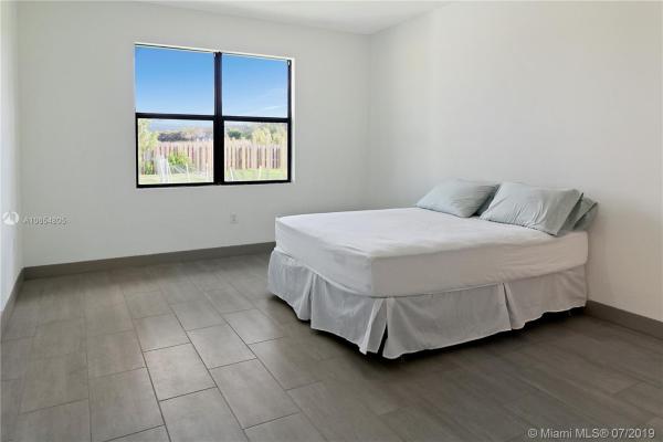 Palm Ridge Gardens, 2885 SE 3rd St, Homestead, Florida 33033, image 2