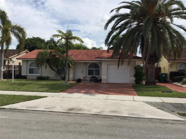 Luz Estela, 14818 SW 175th St, Richmond West, Florida 33187, image 2