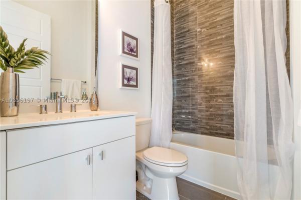 Venetian Parc, 15062 SW 177th Ter, Richmond West, Florida 33187, image 3