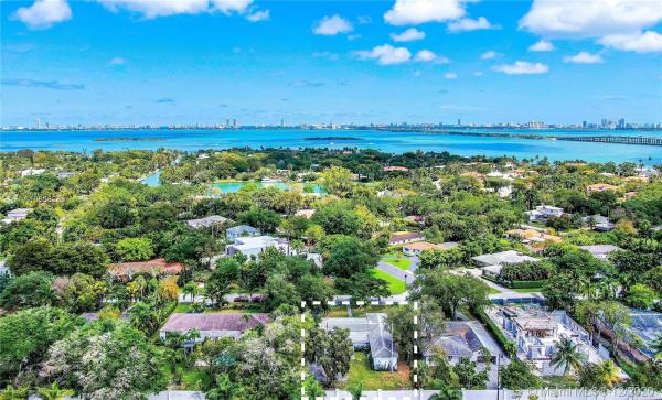 Bay Point, 4750 Bay Point Rd, Miami, Florida 33137, image 2