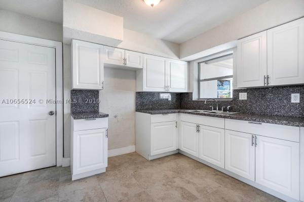 Carol City, 4510 NW 176th St, Miami Gardens, Florida 33055, image 3