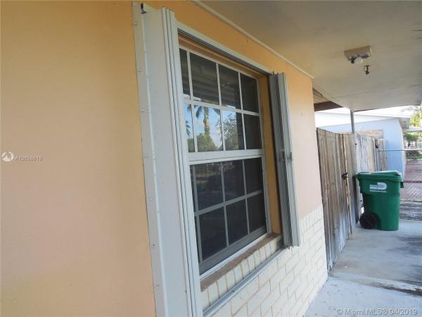 21st Century Homes, 30720 SW 154th Ave, Leisure City, Florida 33033, image 2