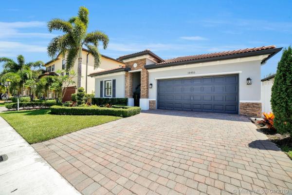 14456 SW 15th St, Unincorporated Dade County, Florida 33184, image 2