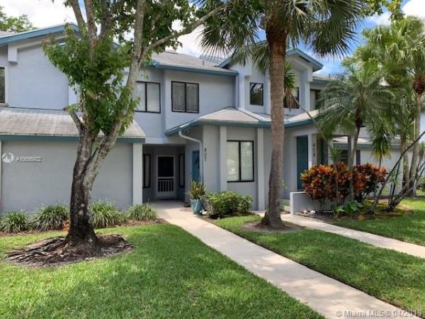 Harbour Pointe At River Bridge, 807 Harbour Pointe Way, Greenacres, Florida 33413, image 2