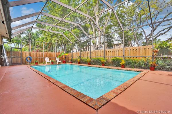 Oakwood Estates At The Hammocks, 10655 SW 158th Pl, The Hammocks, Florida 33196, image 2
